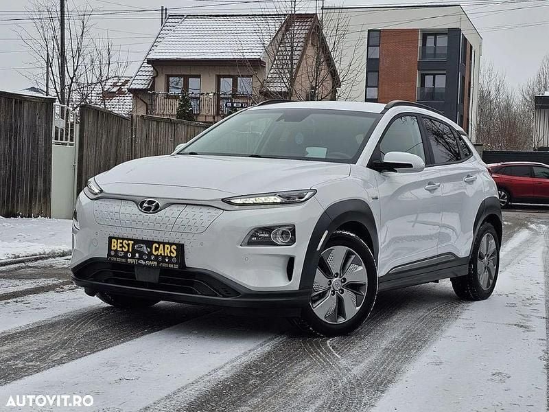 Culoarealb Utilizat 2021 Hyundai Kona Premium SUV | 15.400 EUR (Super Preț) - Imagine 1/4
