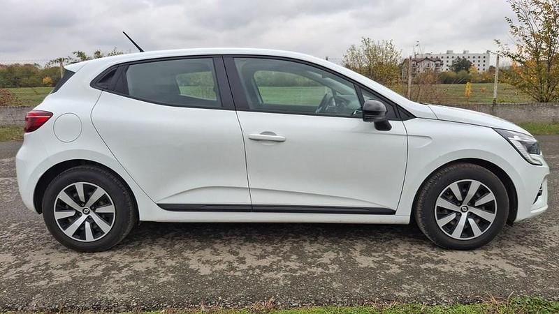 Second-hand Renault Clio V 145 CP (106 kW) 2022 Hatchback