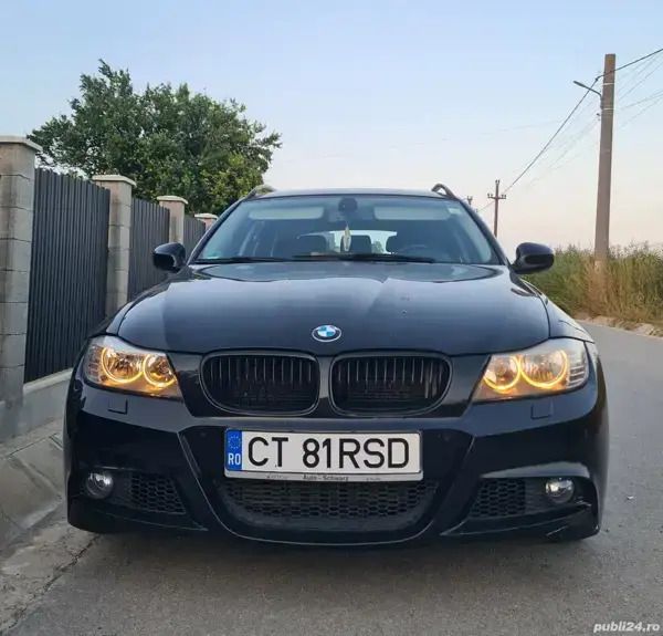 Negru Utilizat 2010 BMW 318 Break | 5.300 EUR (Preț OK) - Imagine 1/4
