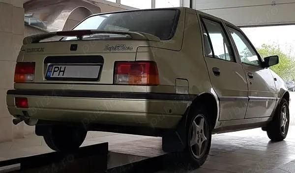 Utilizat 2000 Dacia Nova Berlinǎ | 6.000 EUR - Imagine 1/4