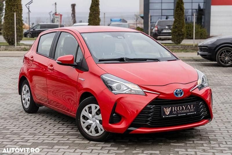Second-hand Toyota Yaris Hybrid Active 73 CP (53 kW) 2019 Culoarerosu