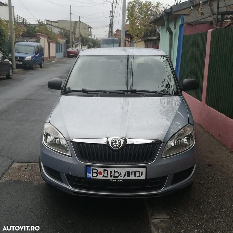 Culoaregri Utilizat 2010 Skoda Fabia Hatchback | 2.200 EUR (Preț bun) - Imagine 1/4