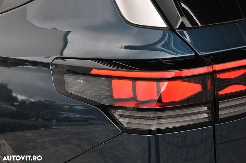 Second-hand VW Tayron Elegance 204 CP (150 kW) 2025 Culoarealbastru SUV