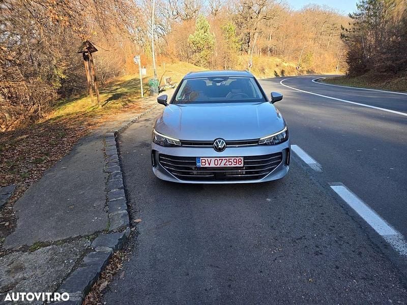 Culoareargint Nouă 2025 VW Passat Business Break | 37.390 EUR - Imagine 1/4
