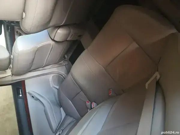 Gri Utilizat 2004 Toyota Avensis Berlinǎ | 2.750 EUR (Puțin scump) - Imagine 1/4