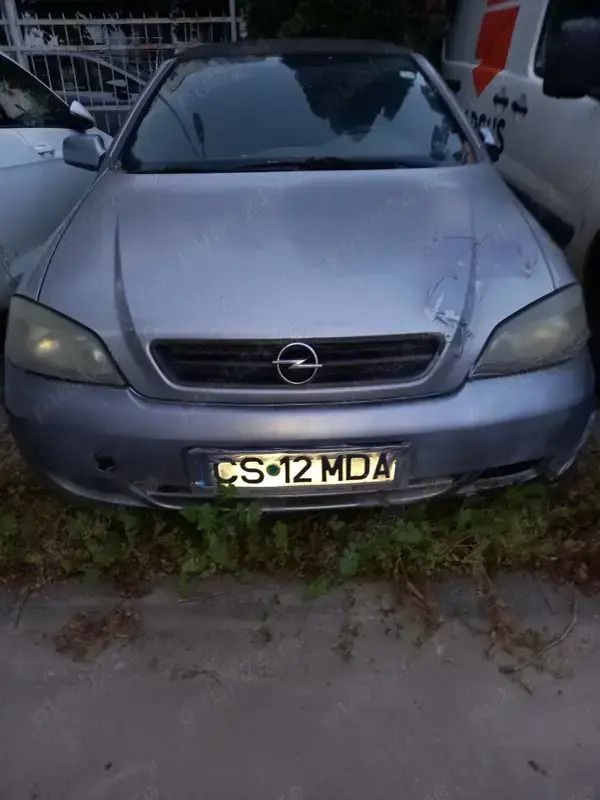 Argintiu Utilizat 2005 Opel Astra Cabrio | 1.100 EUR (Super Preț) - Imagine 1/4