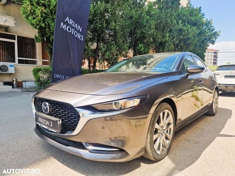 Gri Nouă 2025 Mazda 3 Center-Line Berlinǎ | 27.190 EUR (Preț OK) - Imagine 1/4