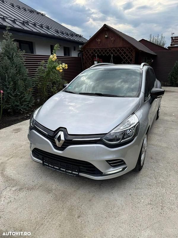 Culoaregri Utilizat 2020 Renault Clio GrandTour LIMITED Break | 7.550 EUR (Preț OK) - Imagine 1/4