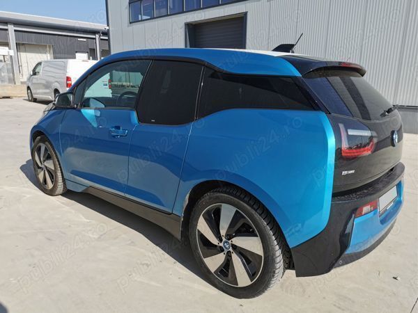 Second-hand BMW i3 125 kW (170 CP) 2017 Albastru Hatchback