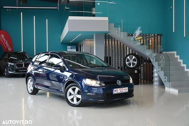 Culoarealbastru Utilizat 2013 VW Golf VII Comfortline Hatchback | 7.990 EUR (Preț OK) - Imagine 1/4