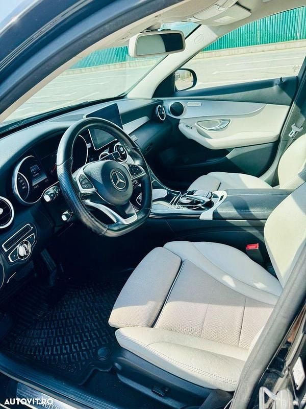 Culoarenegru Utilizat 2016 Mercedes C220 Exclusive Break | 14.999 EUR (Preț OK) - Imagine 1/4