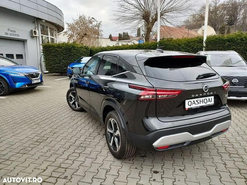 Second-hand Nissan Qashqai N-Connecta 156 CP (114 kW) 2022 Culoarenegru SUV