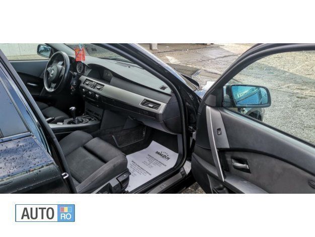 Negru Utilizat 2005 BMW 530 Break | 3.999 EUR - Imagine 1/4