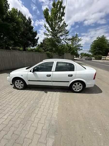Second-hand Opel Astra 59 CP (43 kW) 2007 Berlinǎ