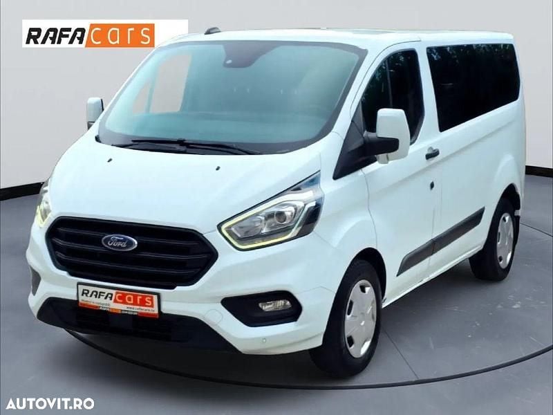 Second-hand Ford Transit Custom Active 130 CP (95 kW) 2021 Culoarealb Monovolum