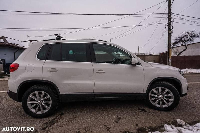 Second-hand VW Tiguan Track & Field 140 CP (102 kW) 2012 Culoarealb SUV