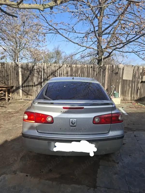 Utilizat 2006 Renault Laguna II Hatchback | 2.300 EUR - Imagine 1/4