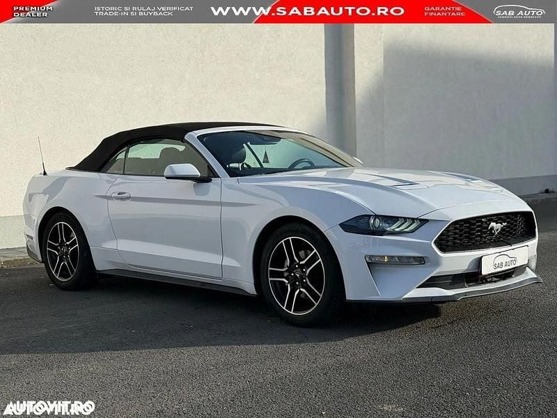 Culoarealb Utilizat 2022 Ford Mustang Cabrio | 26.999 EUR - Imagine 1/4