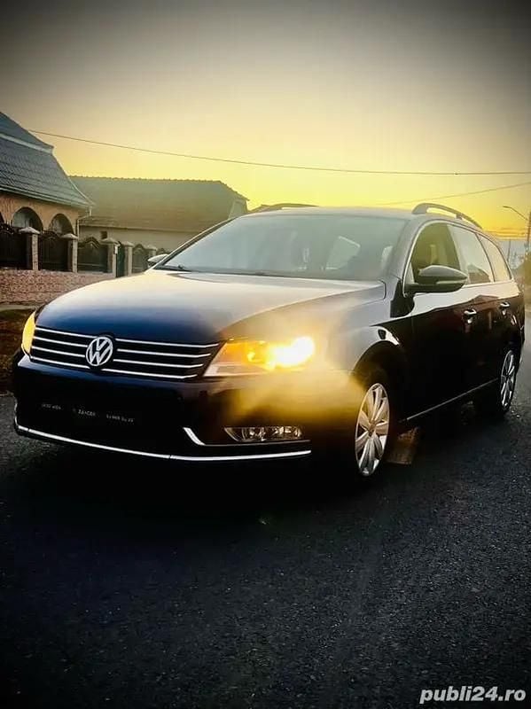 Albastru Utilizat 2014 VW Passat Break | 5.800 EUR (Preț OK) - Imagine 1/4