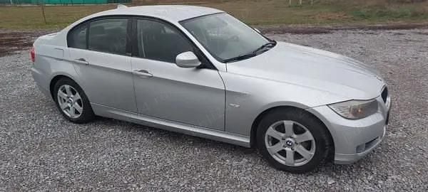 Second-hand BMW 318 185 CP (136 kW) 2011 Berlinǎ