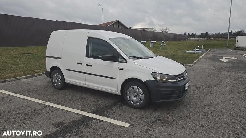 Second-hand VW Caddy 102 CP (75 kW) 2015 Culoarealb Monovolum