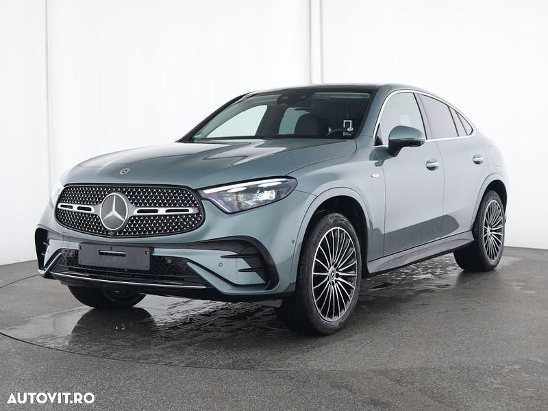 Culoareverde Utilizat 2025 Mercedes GLC300 AMG line Coupe | 77.428 EUR (Scump) - Imagine 1/4