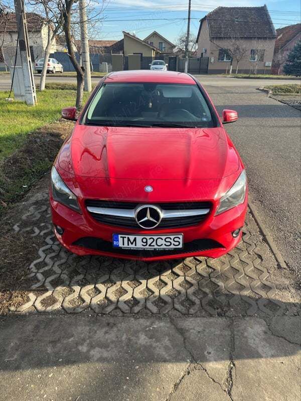 Rosu Utilizat 2013 Mercedes CLA180 Berlinǎ | 9.700 EUR (Preț OK) - Imagine 1/4