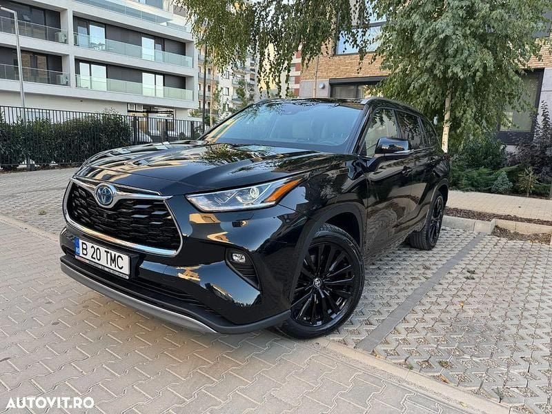 Culoarenegru Utilizat 2023 Toyota Highlander Luxury SUV | 59.500 EUR (Preț OK) - Imagine 1/4