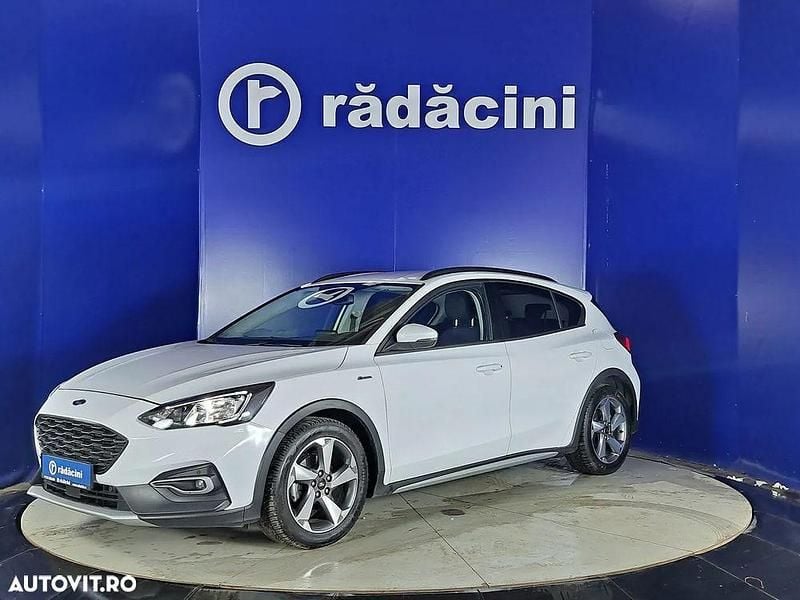 Alb Utilizat 2020 Ford Focus Hatchback | 14.200 EUR (Scump) - Imagine 1/4
