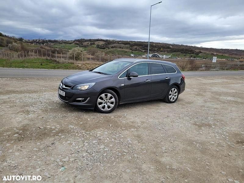 Culoaregri Utilizat 2013 Opel Astra Sport Break | 4.500 EUR (Preț OK) - Imagine 1/4
