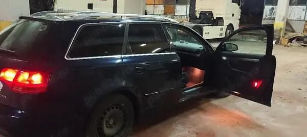 Second-hand 2006 Audi A4 Break | 2.450 EUR (Preț bun) - Imagine 1/3