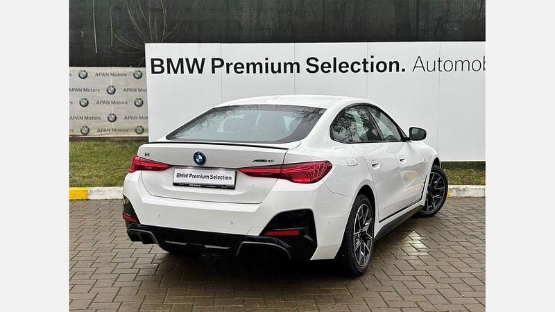 Second-hand BMW i4 Comfort Edition 294 kW (401 CP) 2025 Alb alpine Berlinǎ