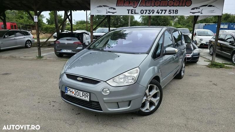 Culoareargint Utilizat 2010 Ford S-MAX Titanium Monovolum | 3.999 EUR (Preț OK) - Imagine 1/4