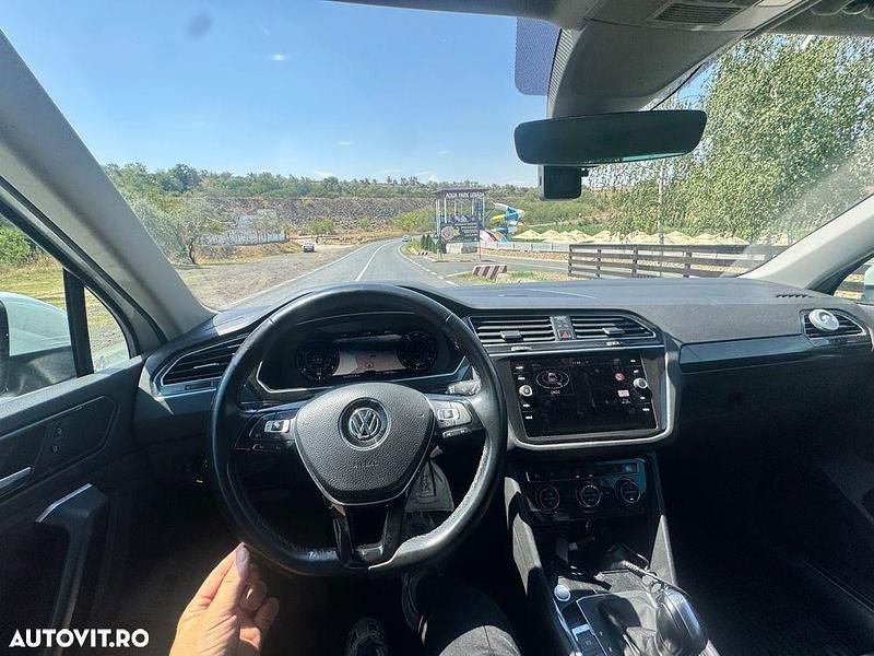 Alb Utilizat 2018 VW Tiguan Highline SUV | 21.000 EUR (Preț OK) - Imagine 1/4