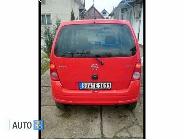 Second-hand Opel Agila 70 CP (51 kW) 2004 Rosu Hatchback