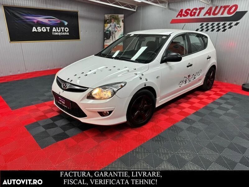 Alb Utilizat 2012 Hyundai i30 Hatchback | 4.299 EUR (Preț OK) - Imagine 1/4