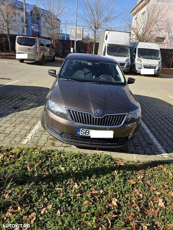 Culoaremaro Utilizat 2017 Skoda Rapid Style Hatchback | 10.700 EUR (Preț OK) - Imagine 1/4