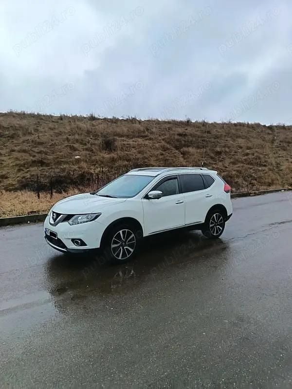 Second-hand Nissan X-Trail 180 CP (132 kW) 2016 Alb SUV
