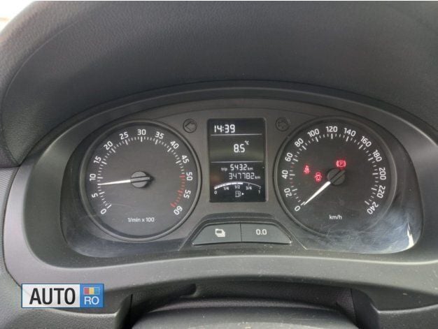 Second-hand Skoda Rapid 105 CP (77 kW) 2014 Berlinǎ