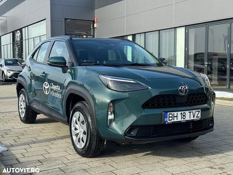 Culoareverde Utilizat 2025 Toyota Yaris Cross Active SUV | 23.000 EUR - Imagine 1/4