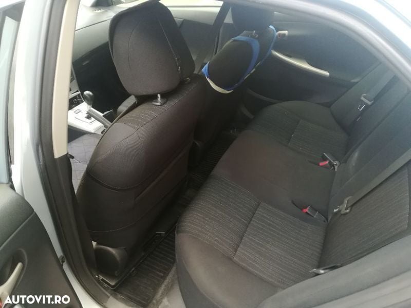 Second-hand Toyota Corolla 126 CP (92 kW) 2007 Albastru Berlinǎ