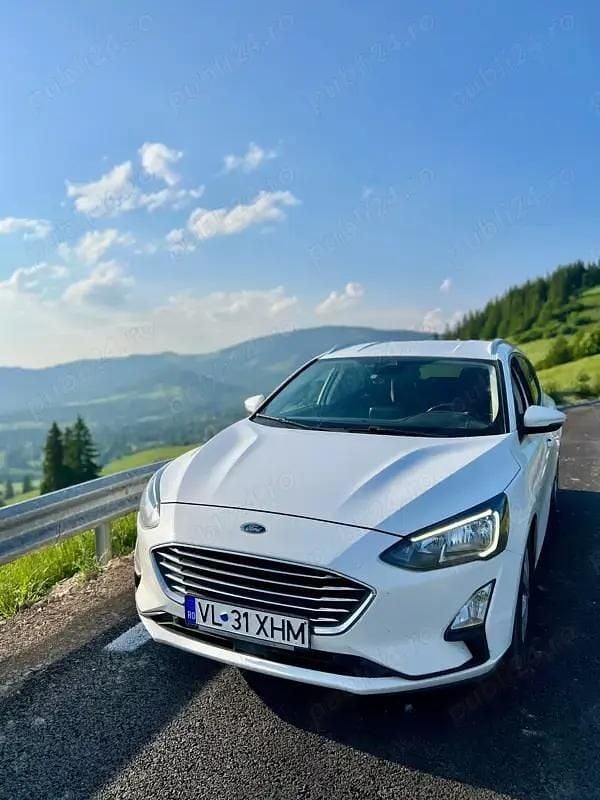 Alb Utilizat 2019 Ford Focus Break | 8.800 EUR (Preț OK) - Imagine 1/4