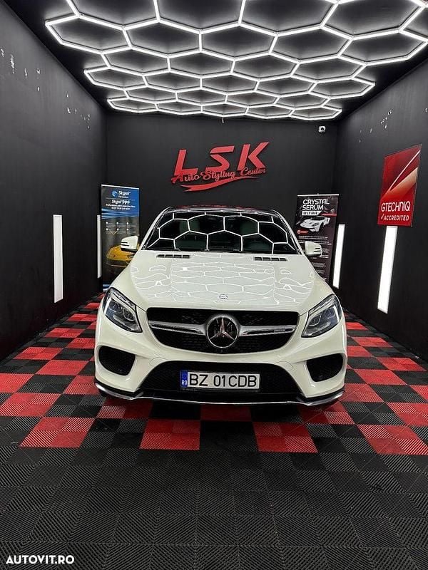 Culoarealb Utilizat 2017 Mercedes GLE350 AMG line Coupe | 36.000 EUR - Imagine 1/4