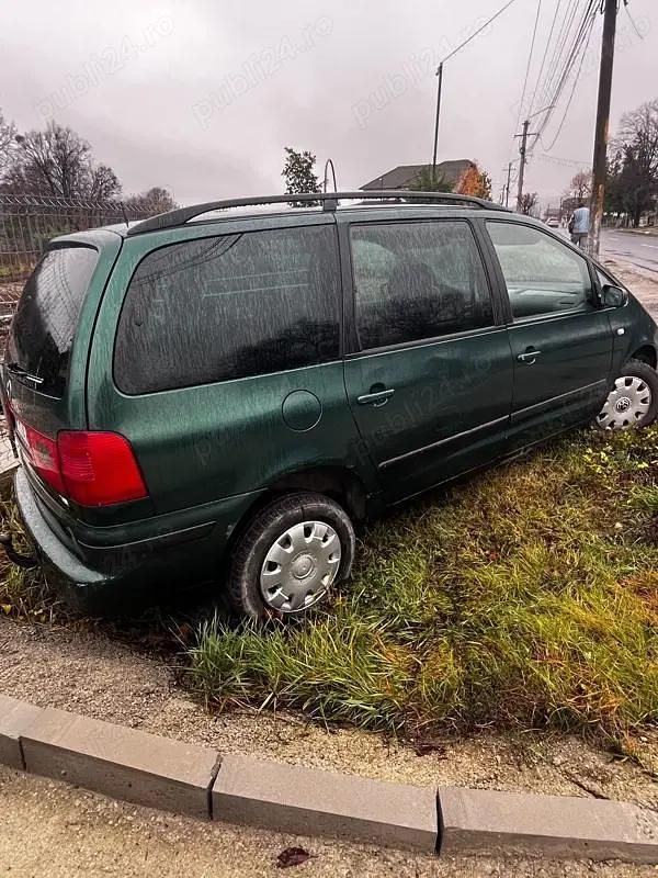 Second-hand VW Sharan 115 CP (84 kW) 2001 Monovolum