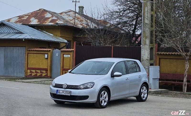 Second-hand VW Golf VI Team 102 CP (75 kW) 2010 Argintiu Hatchback