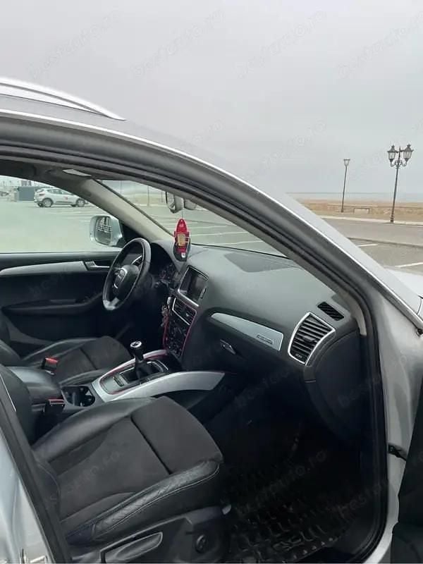 Second-hand Audi Q5 170 CP (125 kW) 2012 Gri SUV