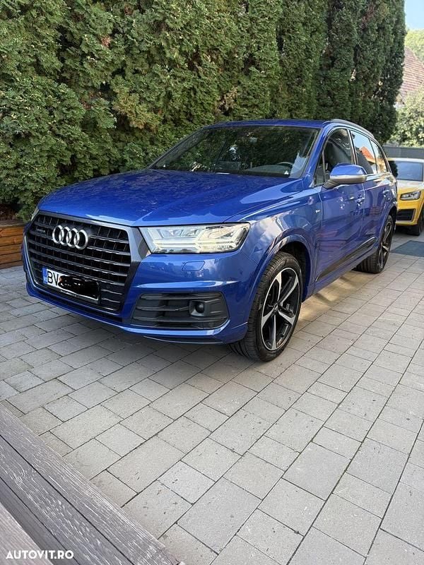 Culoarealbastru Utilizat 2016 Audi Q7 S-Line SUV | 25.500 EUR (Super Preț) - Imagine 1/4