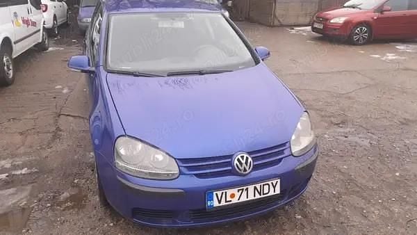 Second-hand 2005 VW Golf Berlinǎ | 2.500 EUR (Preț OK) - Imagine 1/4