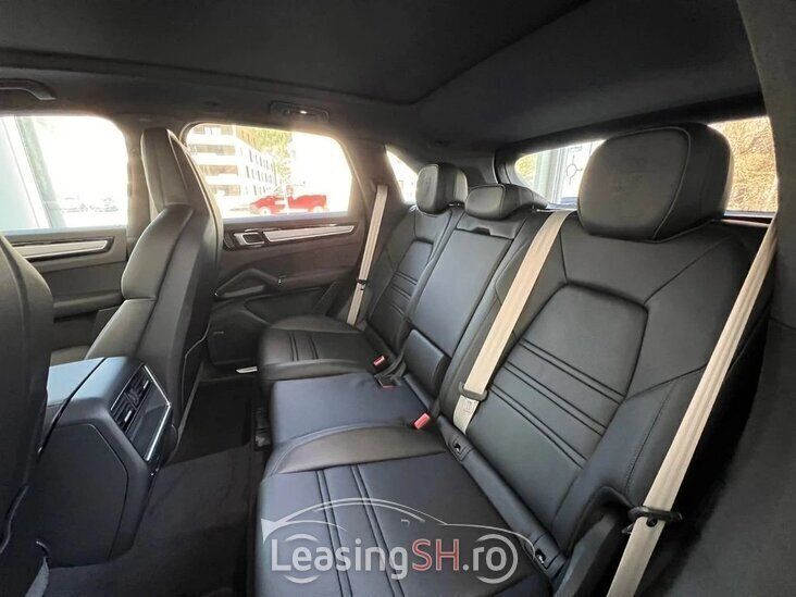 Negru Utilizat 2023 Porsche Cayenne SUV | 114.150 EUR - Imagine 1/4