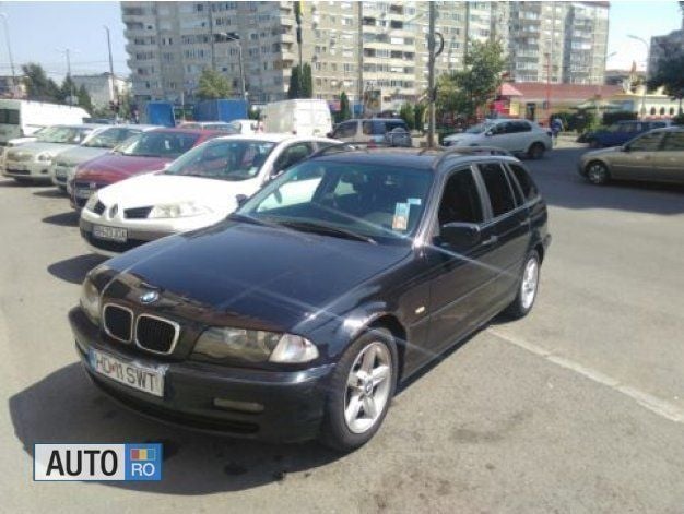 Negru Utilizat 2001 BMW 320 Break | 1.200 EUR (Preț OK) - Imagine 1/4
